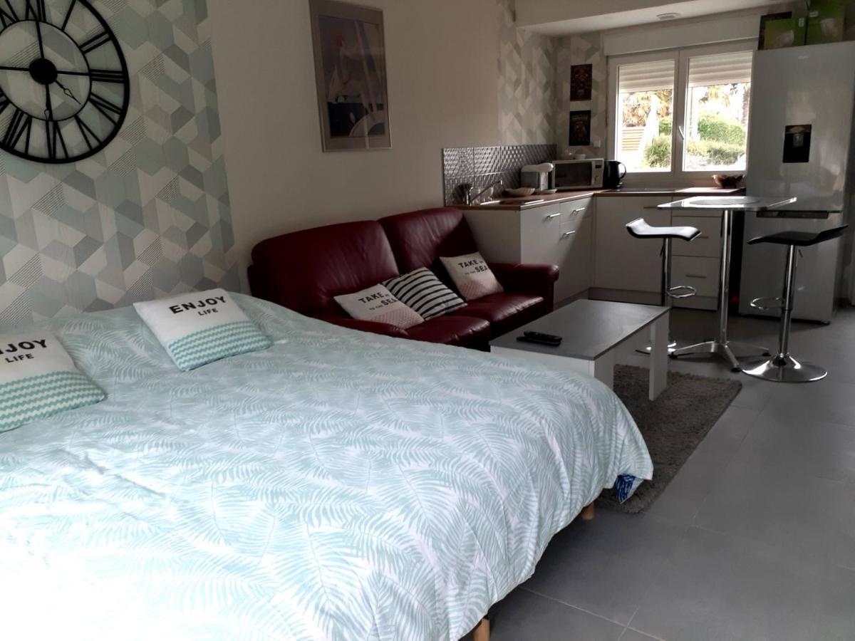 Concarneau Studio Apartment Luaran gambar